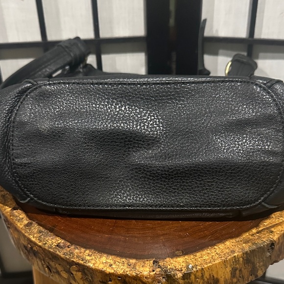 The Sak Collective Black Leather Shoulder Bag with Tassel LOTS Pockets EUC - Picture 7 of 12